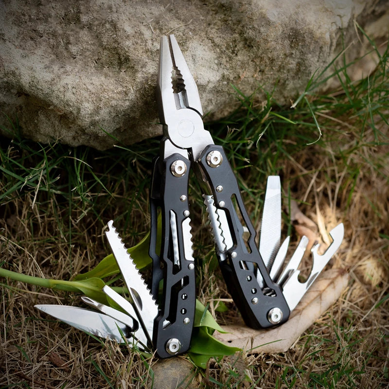Multifunctional Pliers Folding Pliers Multi-tool Pocket Knife Pliers Outdoor Portable Folding Plier Multipurpose Repair Tools